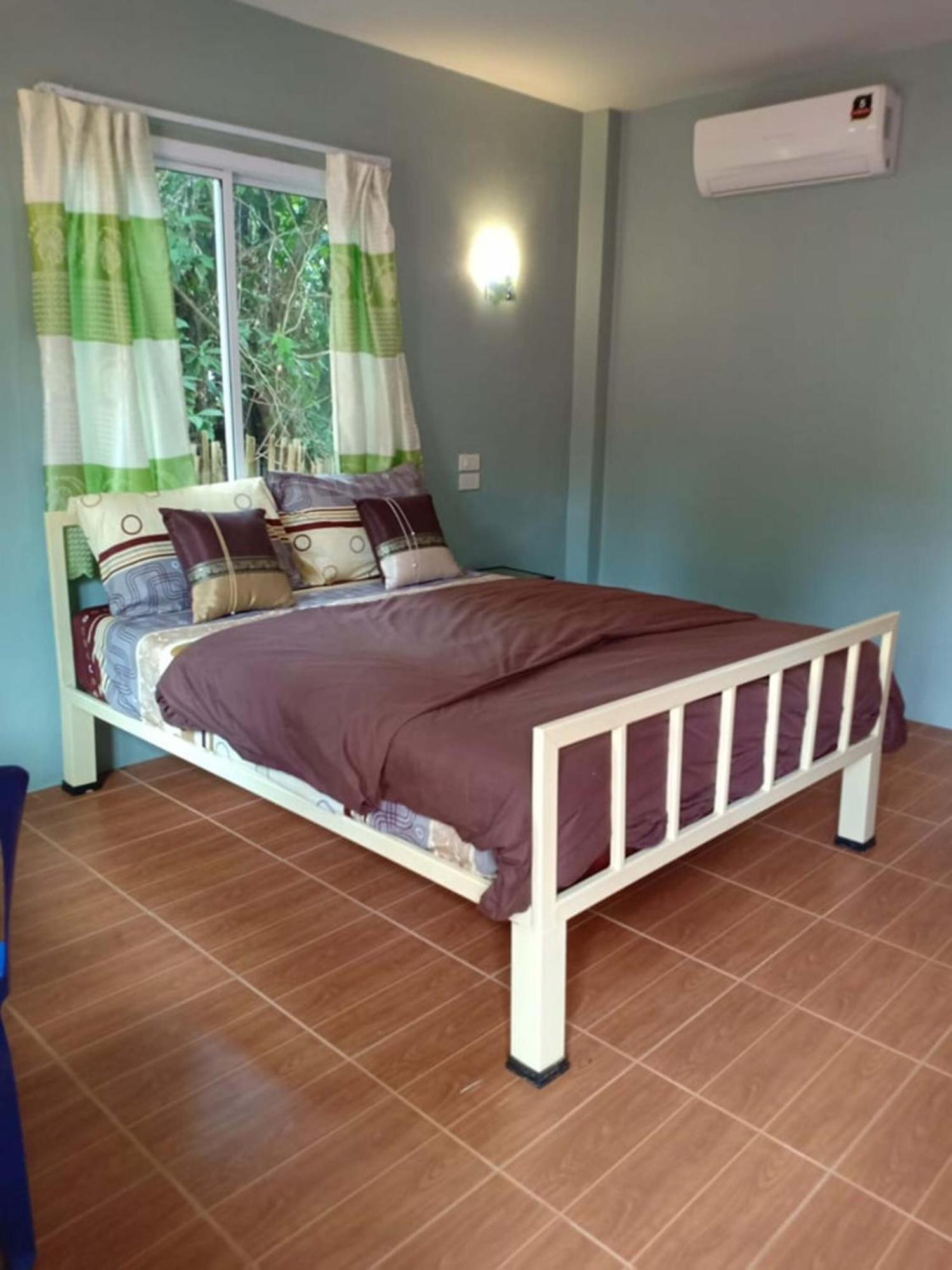 Chandra Hostel Tau-sziget Kültér fotó