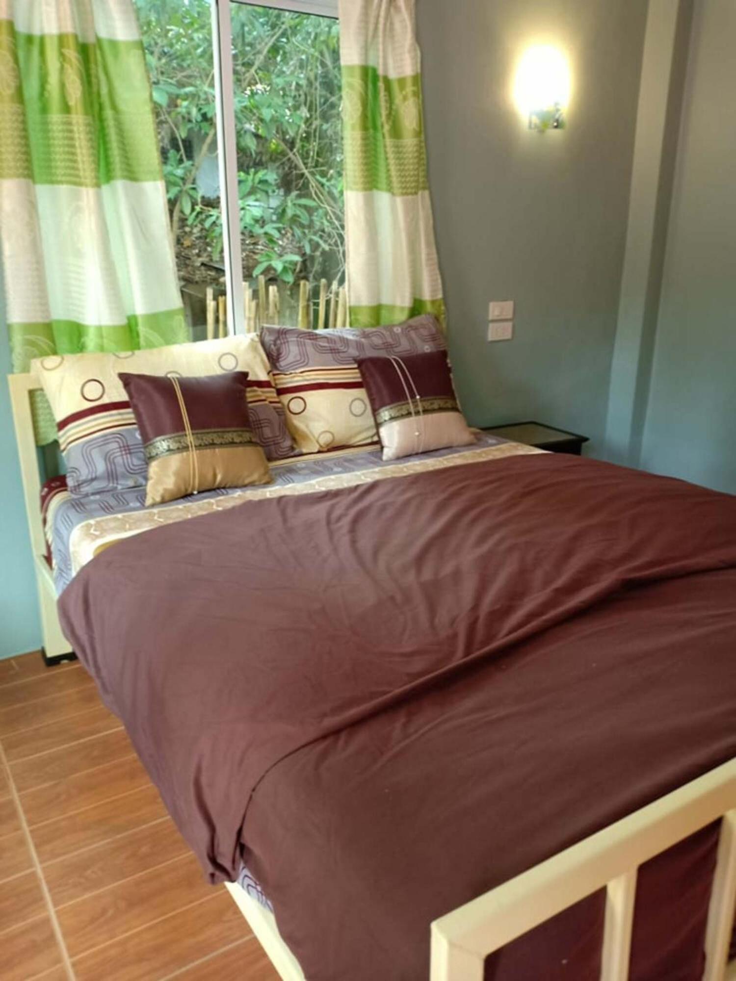 Chandra Hostel Tau-sziget Kültér fotó