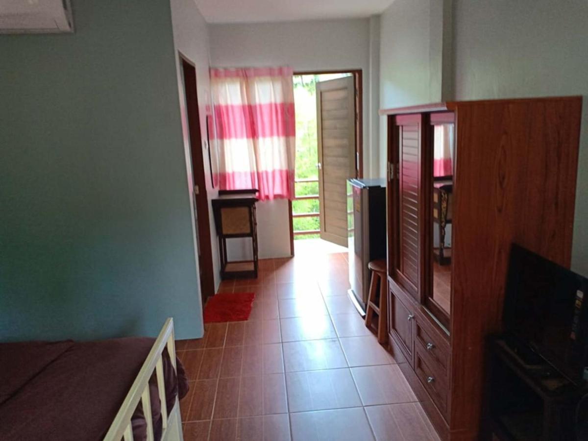 Chandra Hostel Tau-sziget Kültér fotó