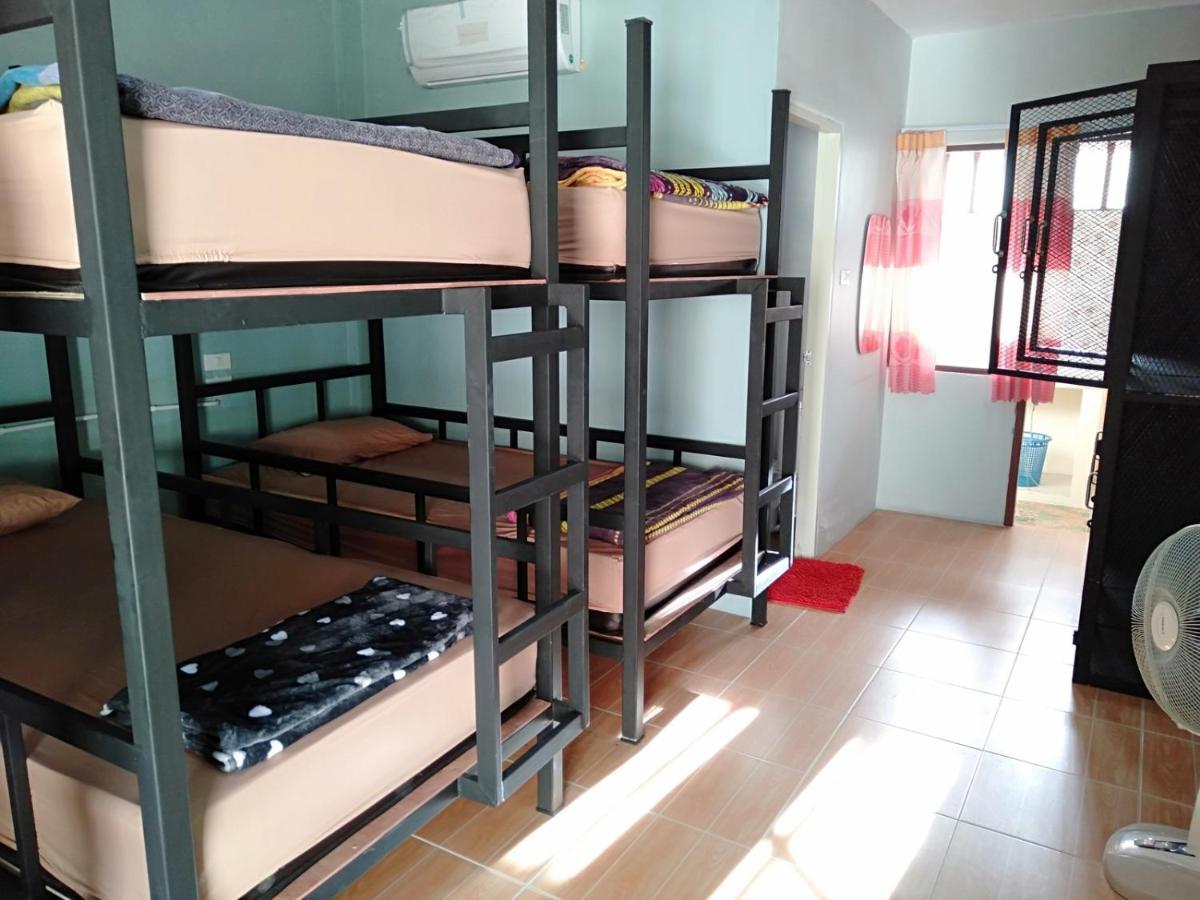 Chandra Hostel Tau-sziget Kültér fotó
