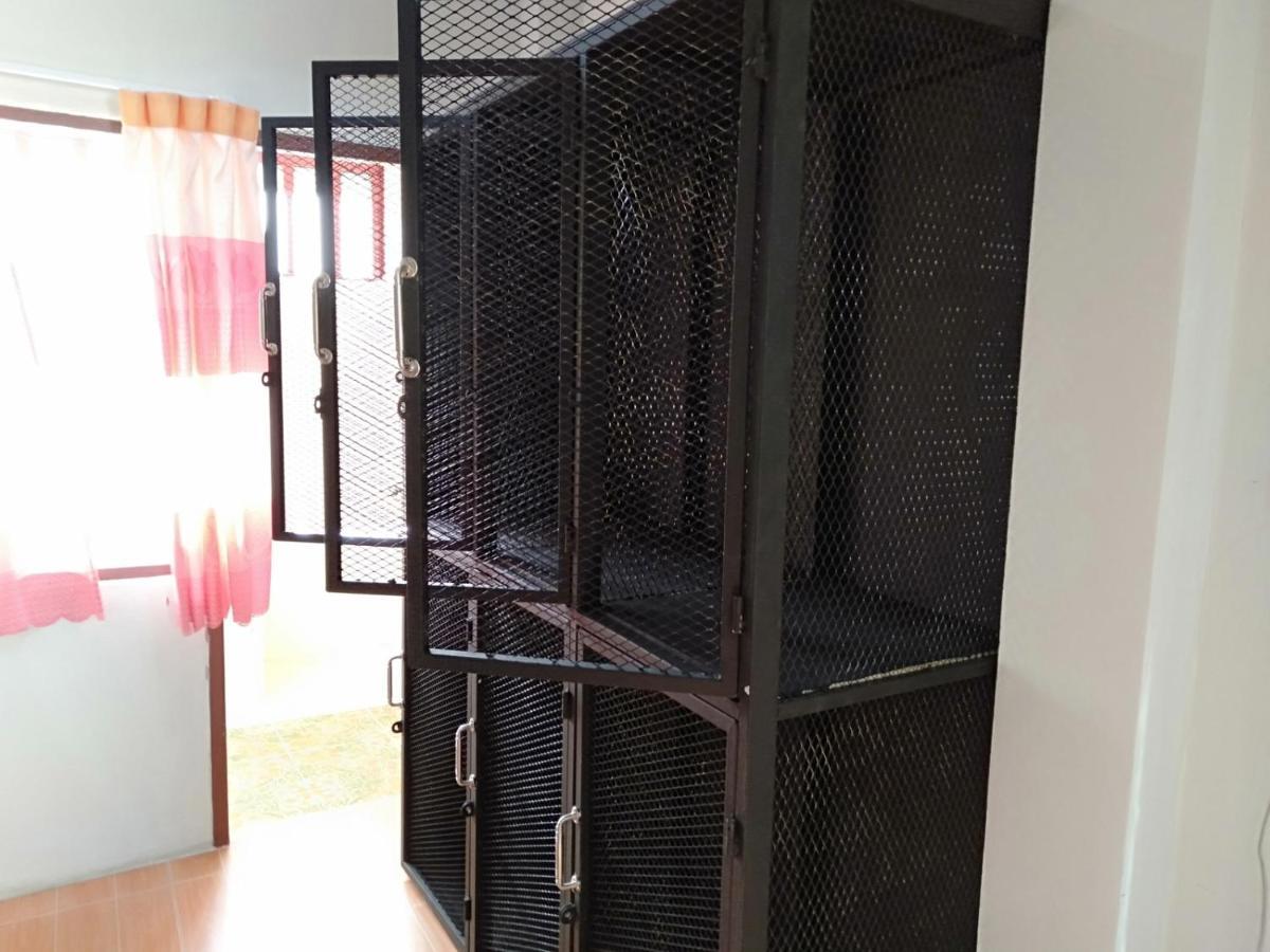 Chandra Hostel Tau-sziget Kültér fotó